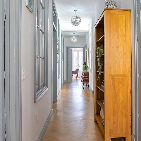 -malagasunapts- Luxury Historicalcentre *